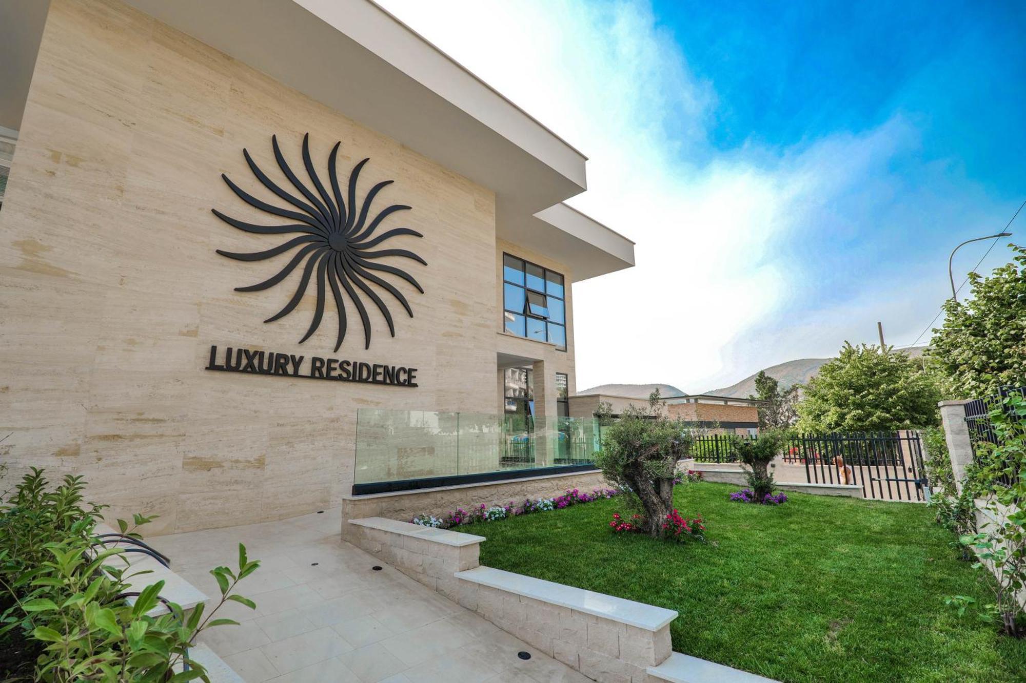 Daed Luxury * Sarande