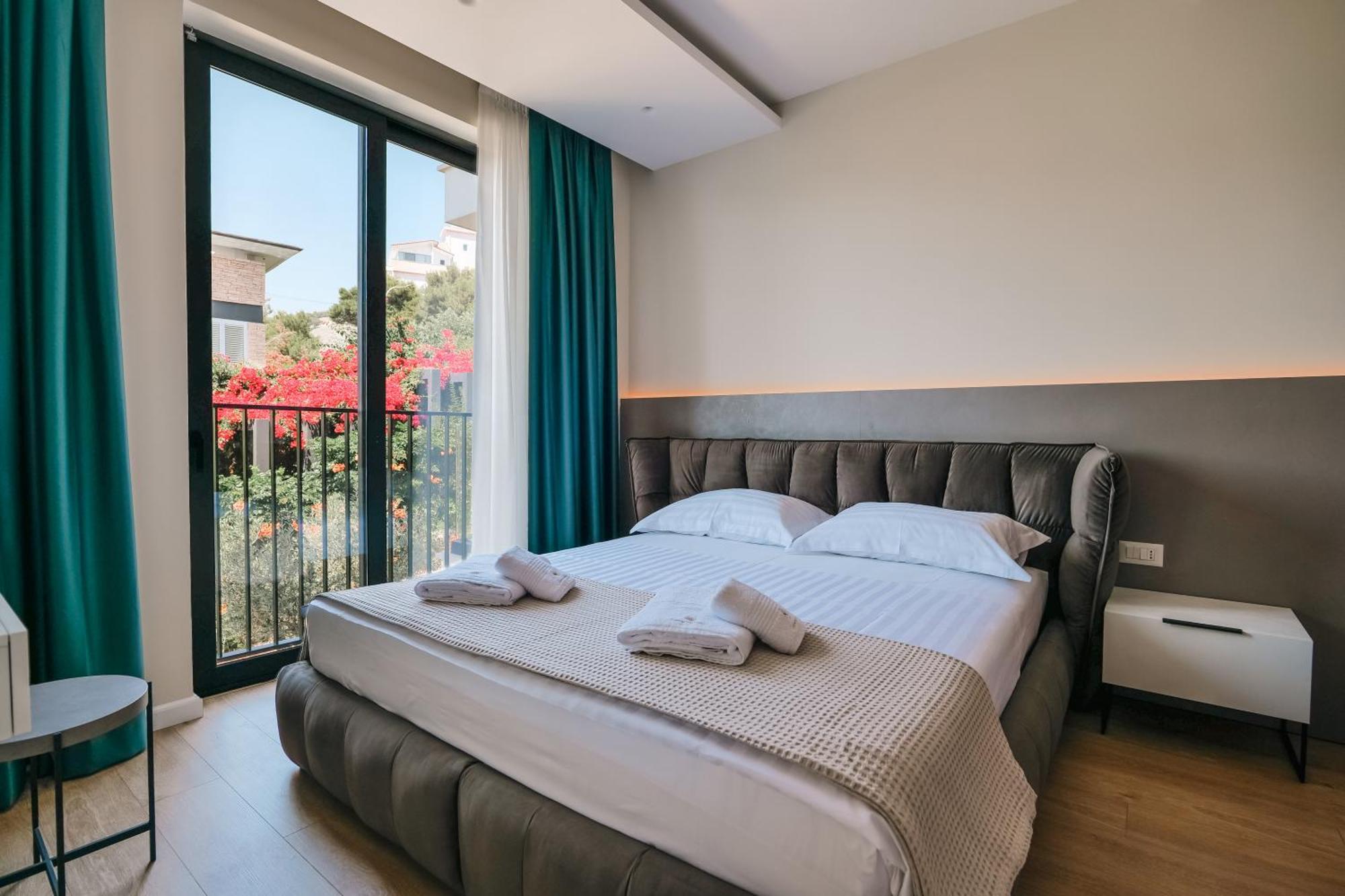 Daed Luxury * Sarande